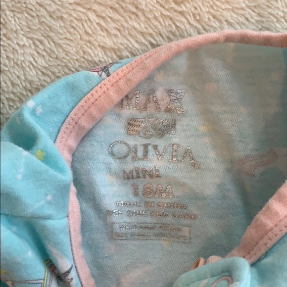 Max & Olivia Mini unicorn onesie - Picture 3 of 4